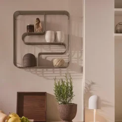 Curva Wandregal quadratisch