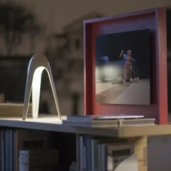 Cyborg LED Tischleuchte