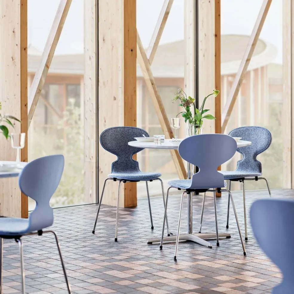 Die Ameise™ Stuhl Vorne gepolstert Gestell verchromt