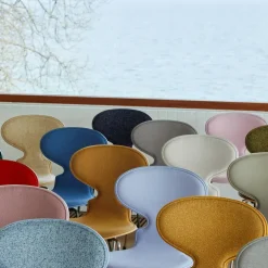 Die Ameise™ Stuhl Vorne gepolstert Gestell verchromt