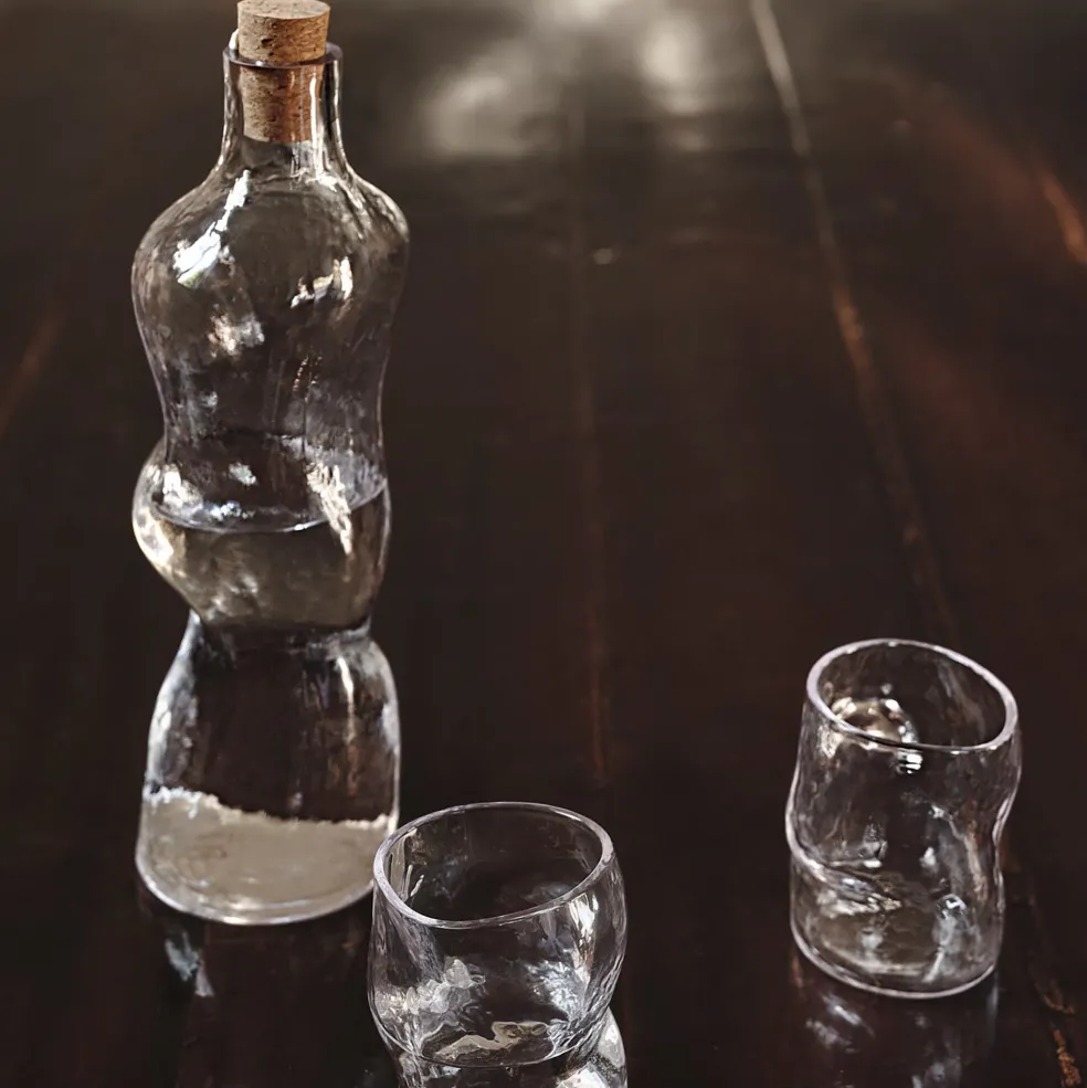 Dimple Karaffe mit Korkdeckel 1,02L