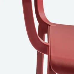 Dome 265 Gartenarmlehnstuhl