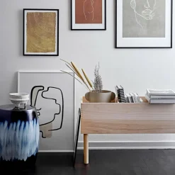 Douve Bücherständer