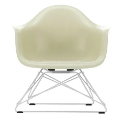 Eames Fiberglass Armchair LAR Gestell weiß