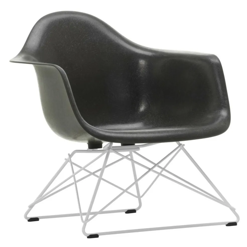 Eames Fiberglass Armchair LAR Gestell weiß