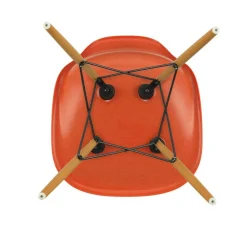 Eames Fiberglass Side Chair DSW Ahorn gelblich