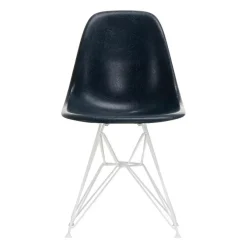 Eames Fiberglass Side Chair DSR weiß