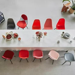 Eames Fiberglass Side Chair DSW Ahorn schwarz