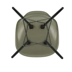 Eames Fiberglass Side Chair DSW Ahorn schwarz