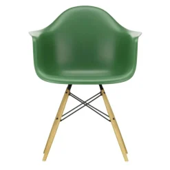 Eames Plastic Armchair DAW RE Ahorn gelblich