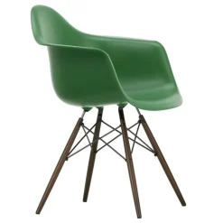 Eames Plastic Armchair DAW RE Ahorn dunkel