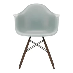 Eames Plastic Armchair DAW RE Ahorn dunkel