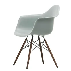 Eames Plastic Armchair DAW RE Ahorn dunkel