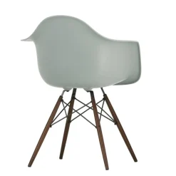 Eames Plastic Armchair DAW RE Ahorn dunkel