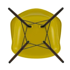Eames Plastic Armchair DAW RE Ahorn dunkel
