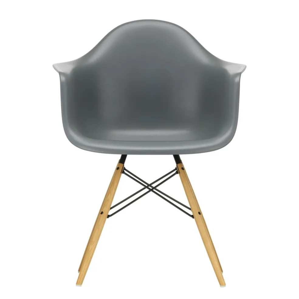 Eames Plastic Armchair DAW RE Gestell Esche