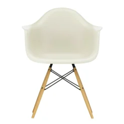Eames Plastic Armchair DAW RE Gestell Esche