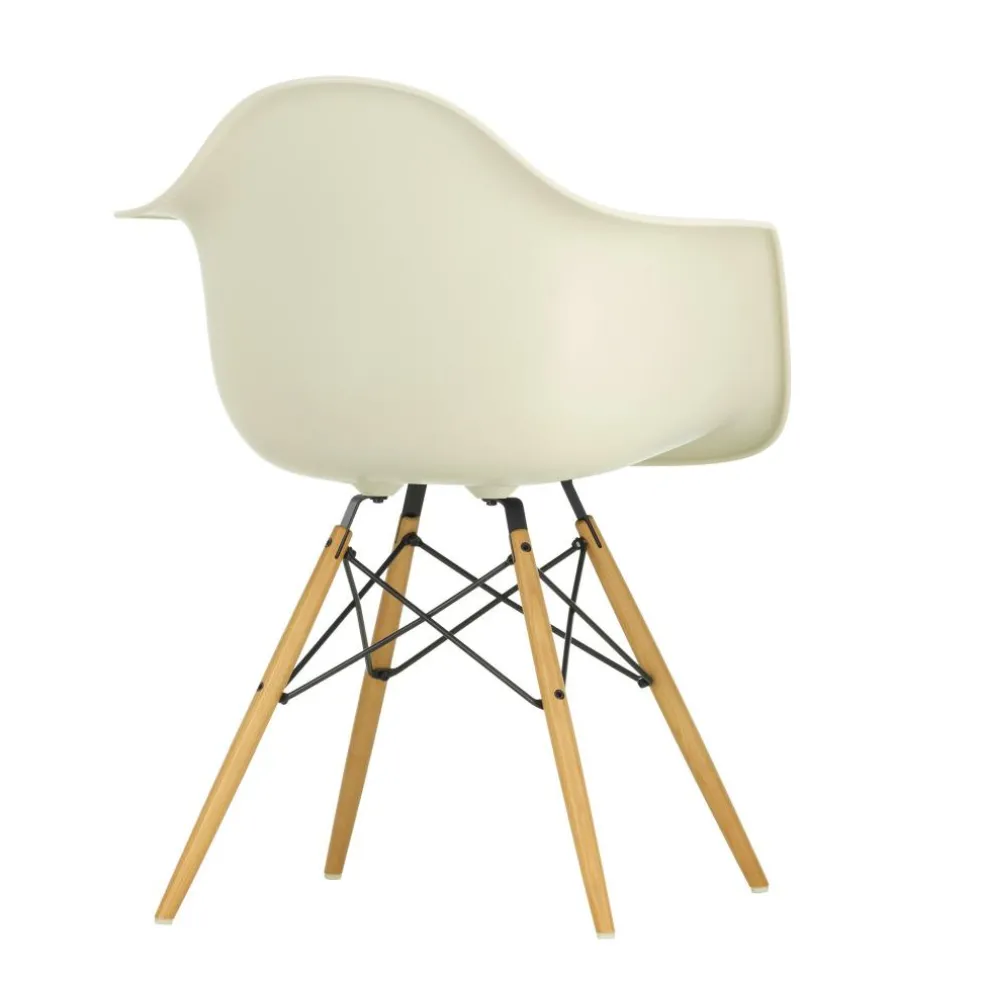 Eames Plastic Armchair DAW RE Gestell Esche