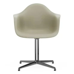 Eames Plastic Armchair DAL RE Gestell poliert