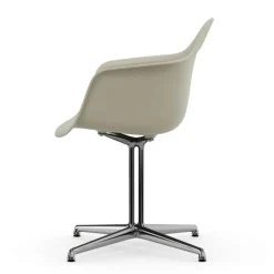 Eames Plastic Armchair DAL RE Gestell poliert