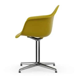 Eames Plastic Armchair DAL RE Gestell poliert
