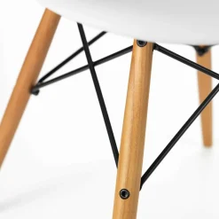 Eames Plastic Armchair DAW Gestell Esche