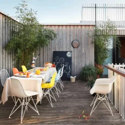 Eames Plastic Armchair DAR Gestell weiß