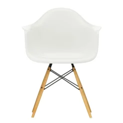 Eames Plastic Armchair DAW Ahorn gelblich