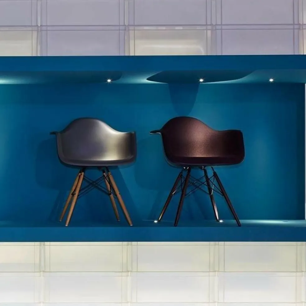 Eames Plastic Armchair DAW Ahorn gelblich