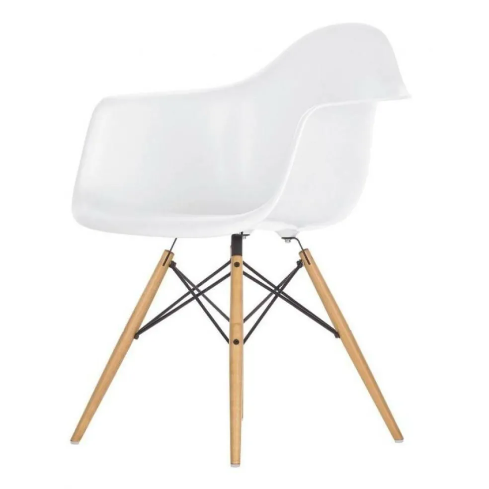 Eames Plastic Armchair DAW Ahorn gelblich