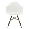 Eames Plastic Armchair DAW Gestell Ahorn dunkel