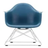 Eames Plastic Armchair LAR RE Gestell weiß