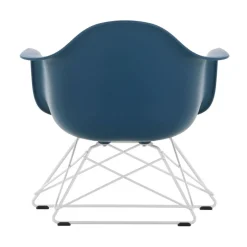 Eames Plastic Armchair LAR RE Gestell weiß