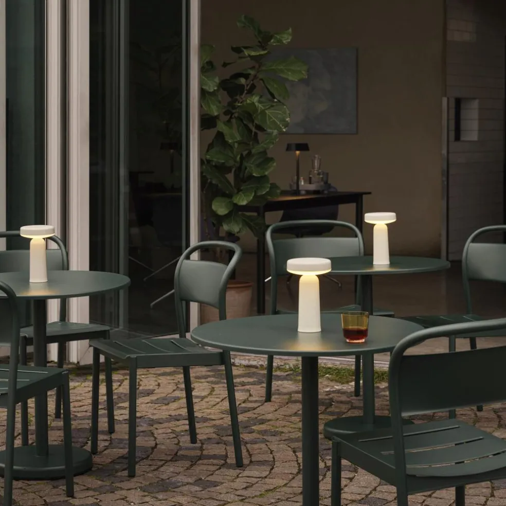 Ease Portable LED Outdoor Akkuleuchte