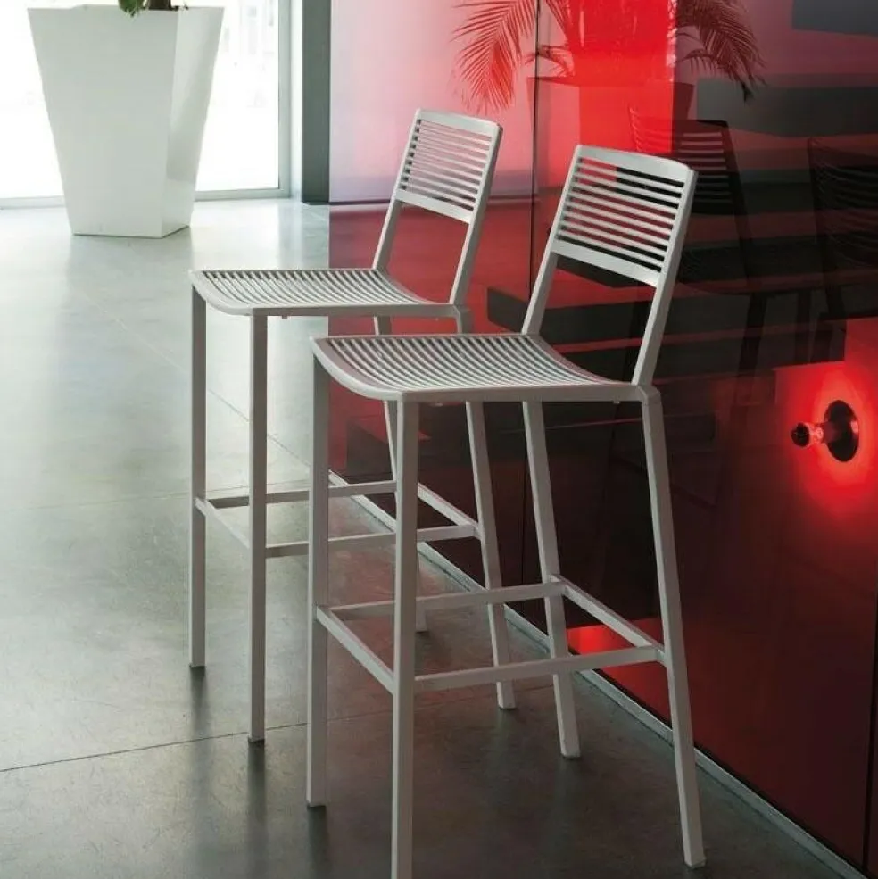 Easy Outdoor Barhocker