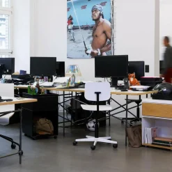 Eiermann 1 Tisch 160x80cm Gestell mittig 110x66x66cm