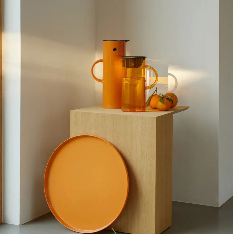 EM77 Wasserkanne mit Deckel