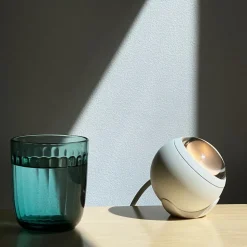 Falling In Love LED Boden-/Tischleuchte