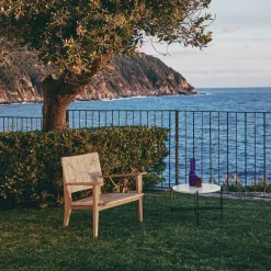 F-Chair Outdoor Lounge Chair