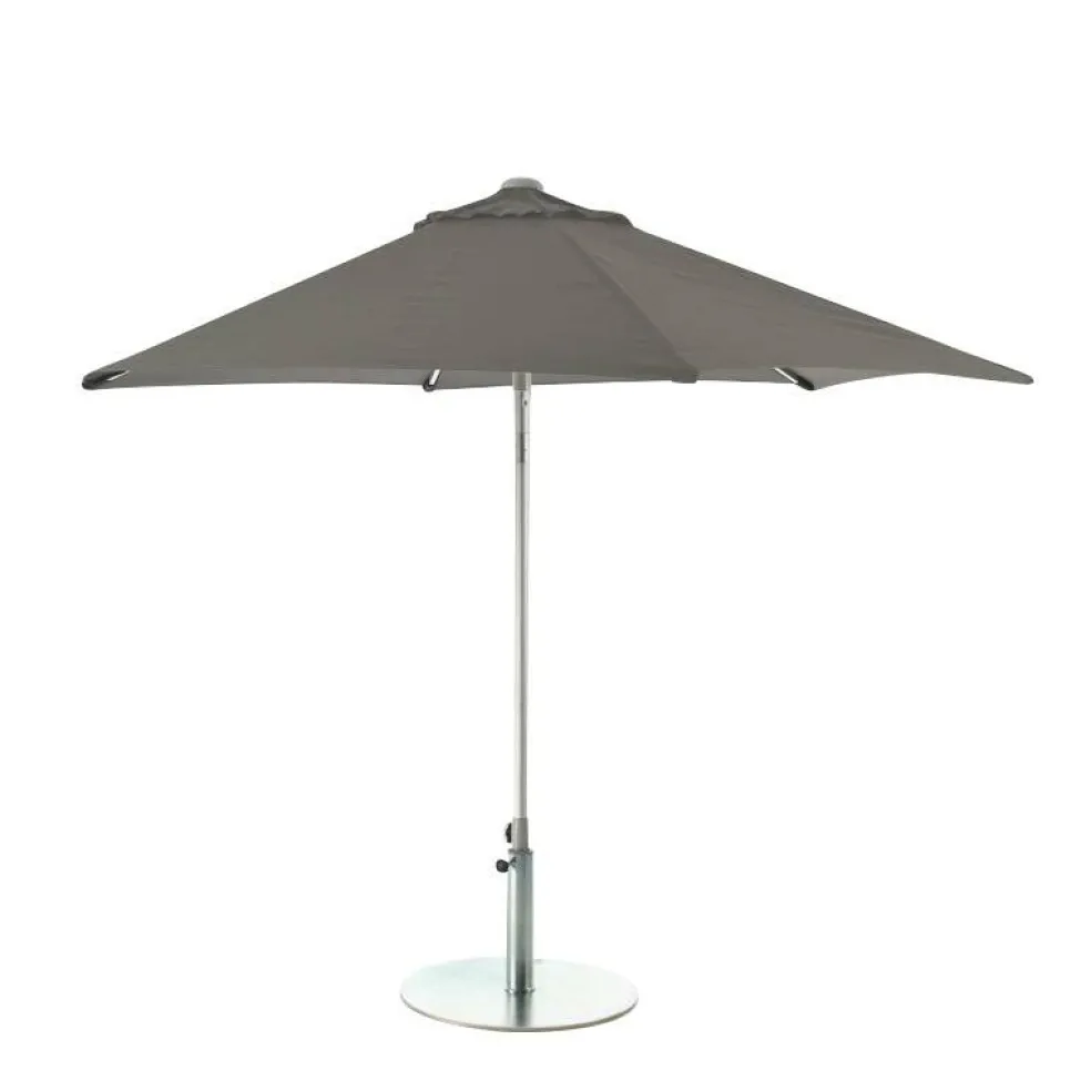 Fiam Amigo Sonnenliege mit Elba Sonnenschirm