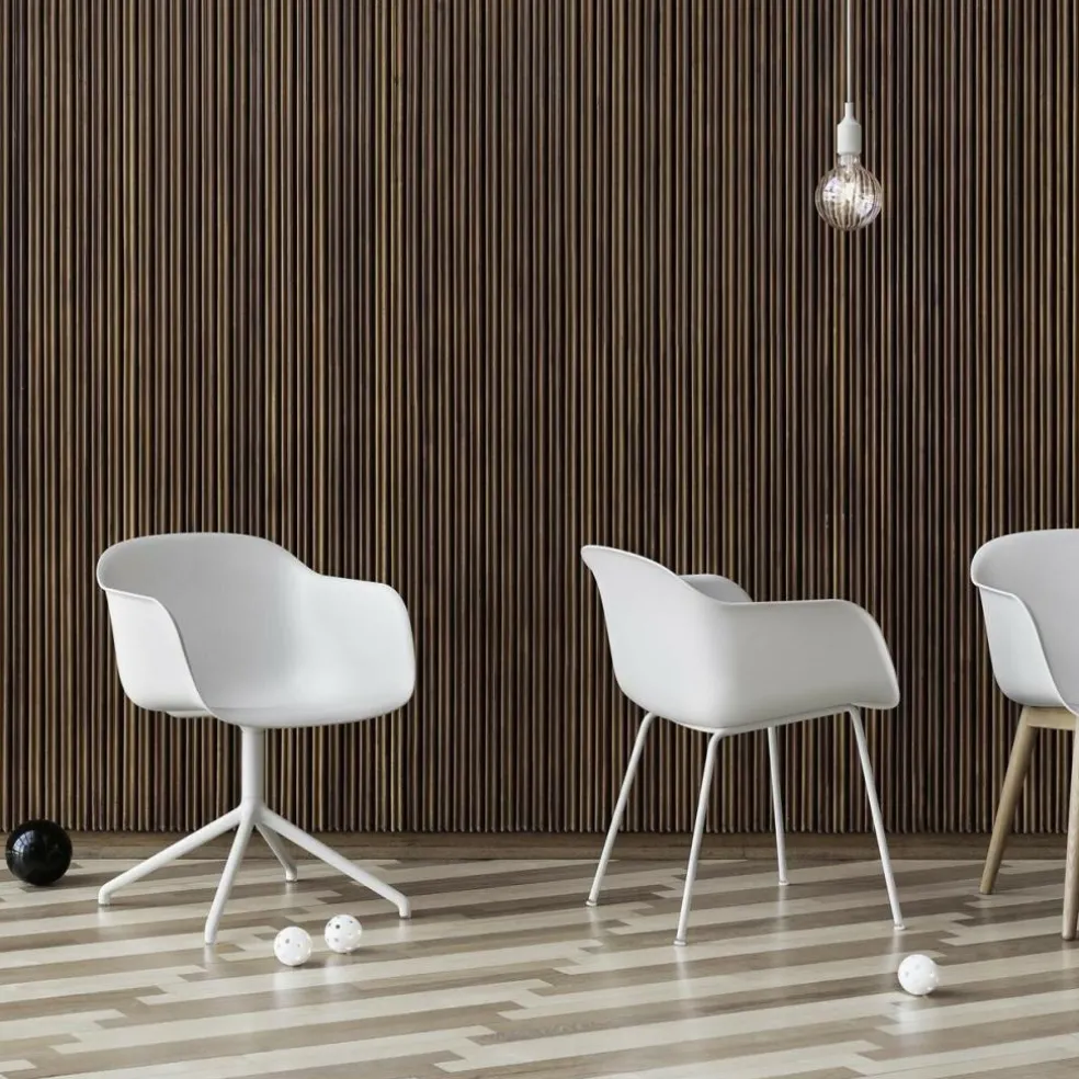 Fiber Chair Armlehnstuhl mit Holzgestell Recycelt