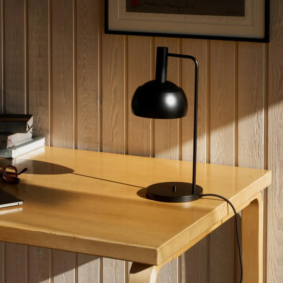 FJ Elements Tischleuchte