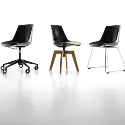 Flow Bürostuhl mit Sternfuß & Rollen