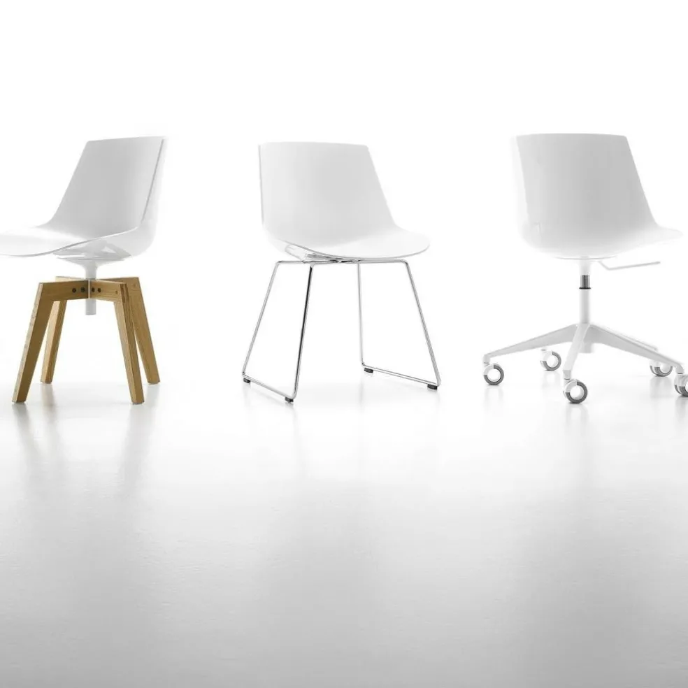 Flow Bürostuhl mit Sternfuß & Rollen