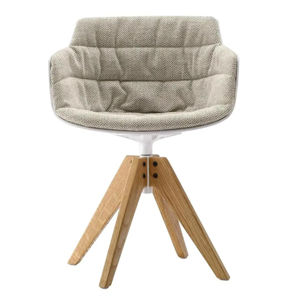 Flow Slim Armlehnstuhl Gestell Eiche VN gepolstert