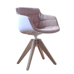 Flow Slim Armlehnstuhl Gestell Eiche VN gepolstert