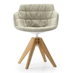 Flow Slim Armlehnstuhl Gestell Eiche VN gepolstert