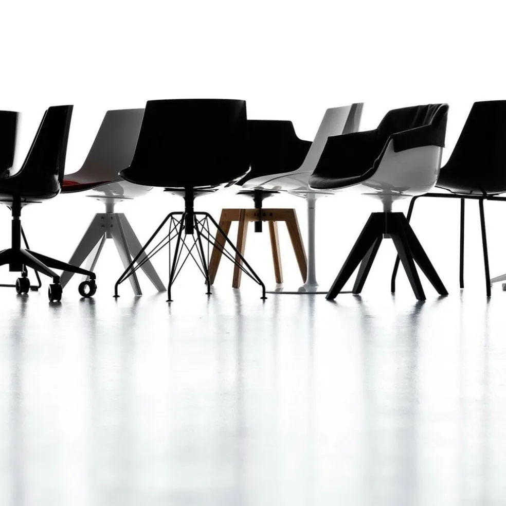 Flow Slim Armlehnstuhl Vierfußgestell VN Stahl