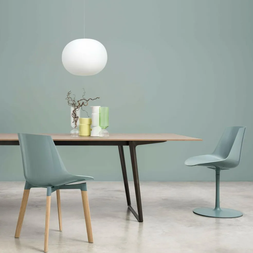 Flow Stuhl Tellerfuß