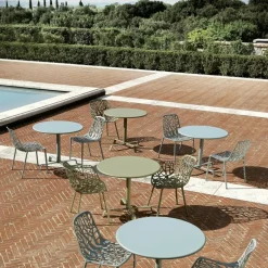 Forest Gartenarmlehnstuhl